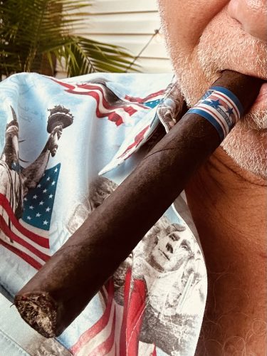 The Patriot Cigar photo review